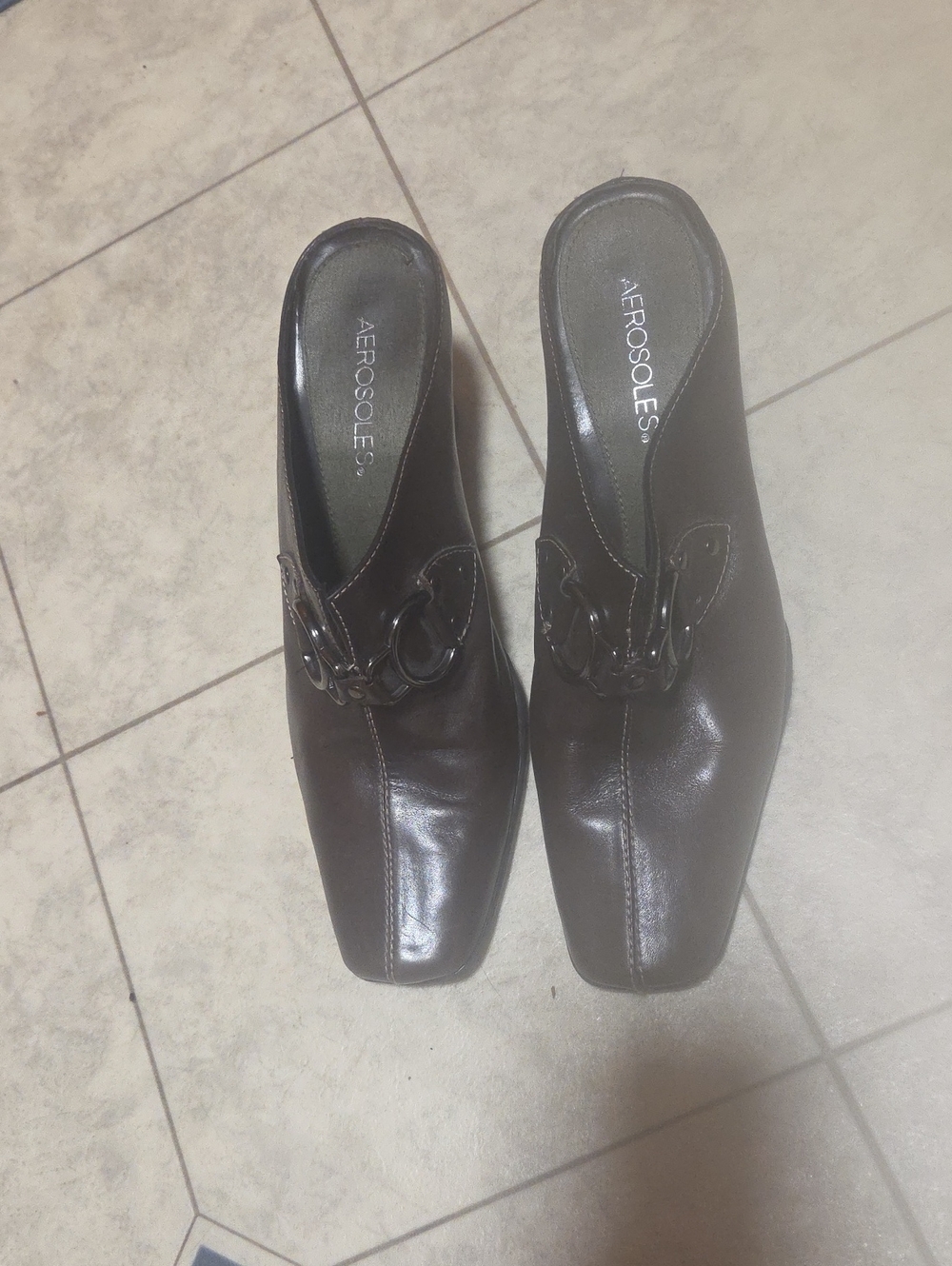 AEROSOLES Women's Brown Slip-On  Mules heels Size 9.5B
